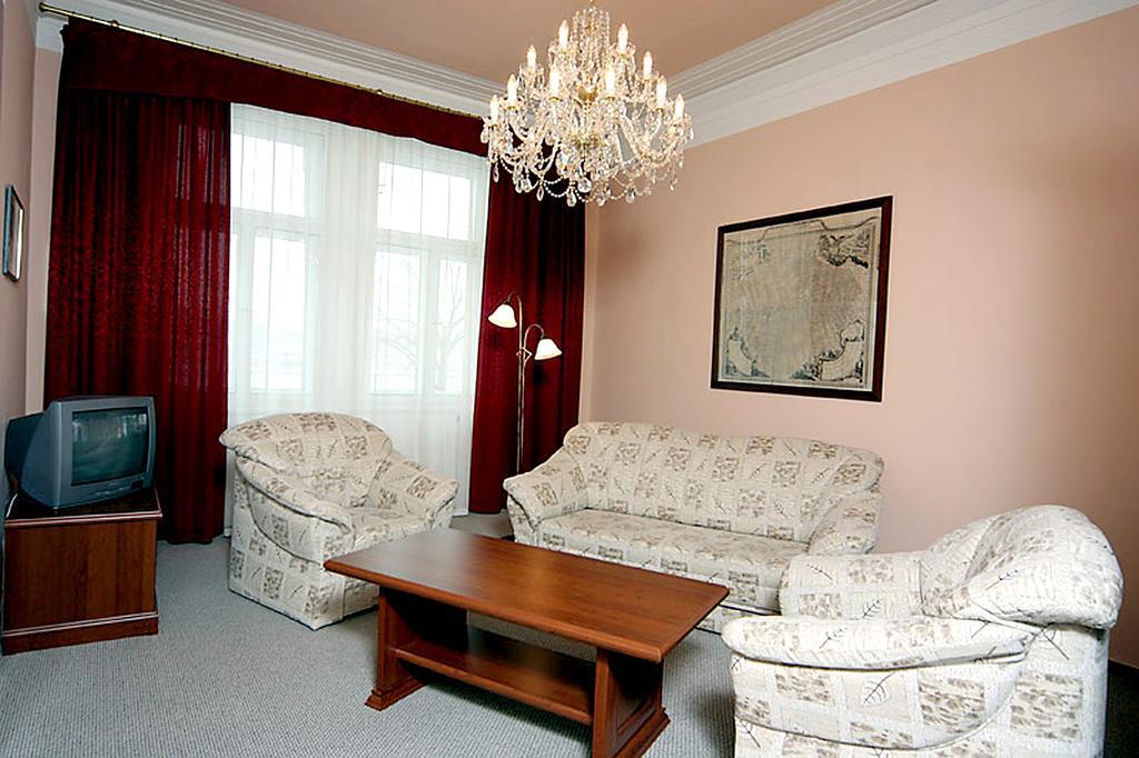 Hotel & Residence Royal Standard Praga Habitación foto